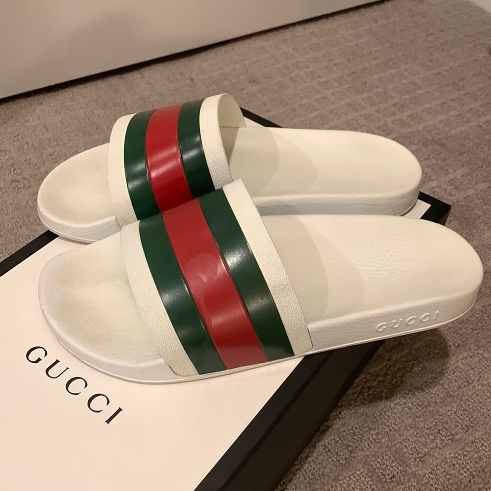GUCCI SLIDES WHITE 8.5 (9.5 US)